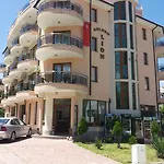 Hotel Family Golden Lion 2*