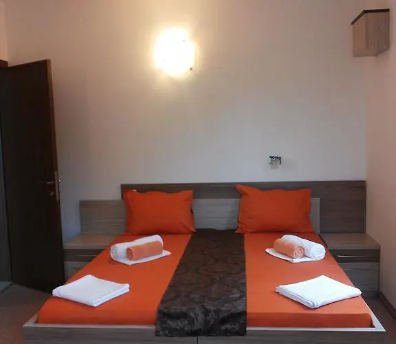 Hotel Golden Lion 2*