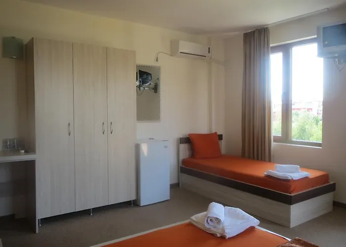 Golden Lion Primorsko