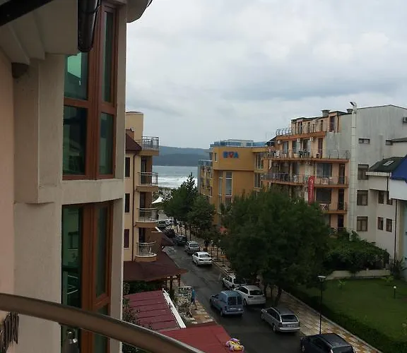 Golden Lion Primorsko